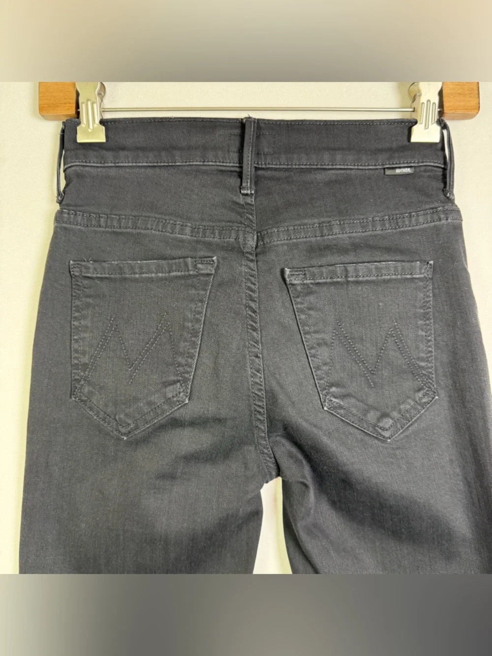 MOTHER The Insider Crop Step Fray Jeans Women Sz 24 Black High Rise Crop Flare